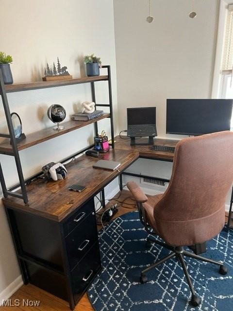 1015 Argonne Rd - Photo 3 of 31