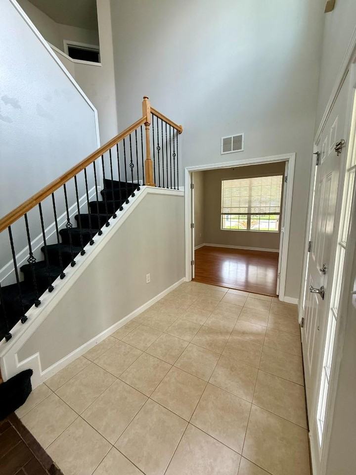 4234 Metron Dr - Photo 3 of 11