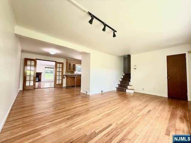 920 E Lawn Dr - Photo 5 of 17