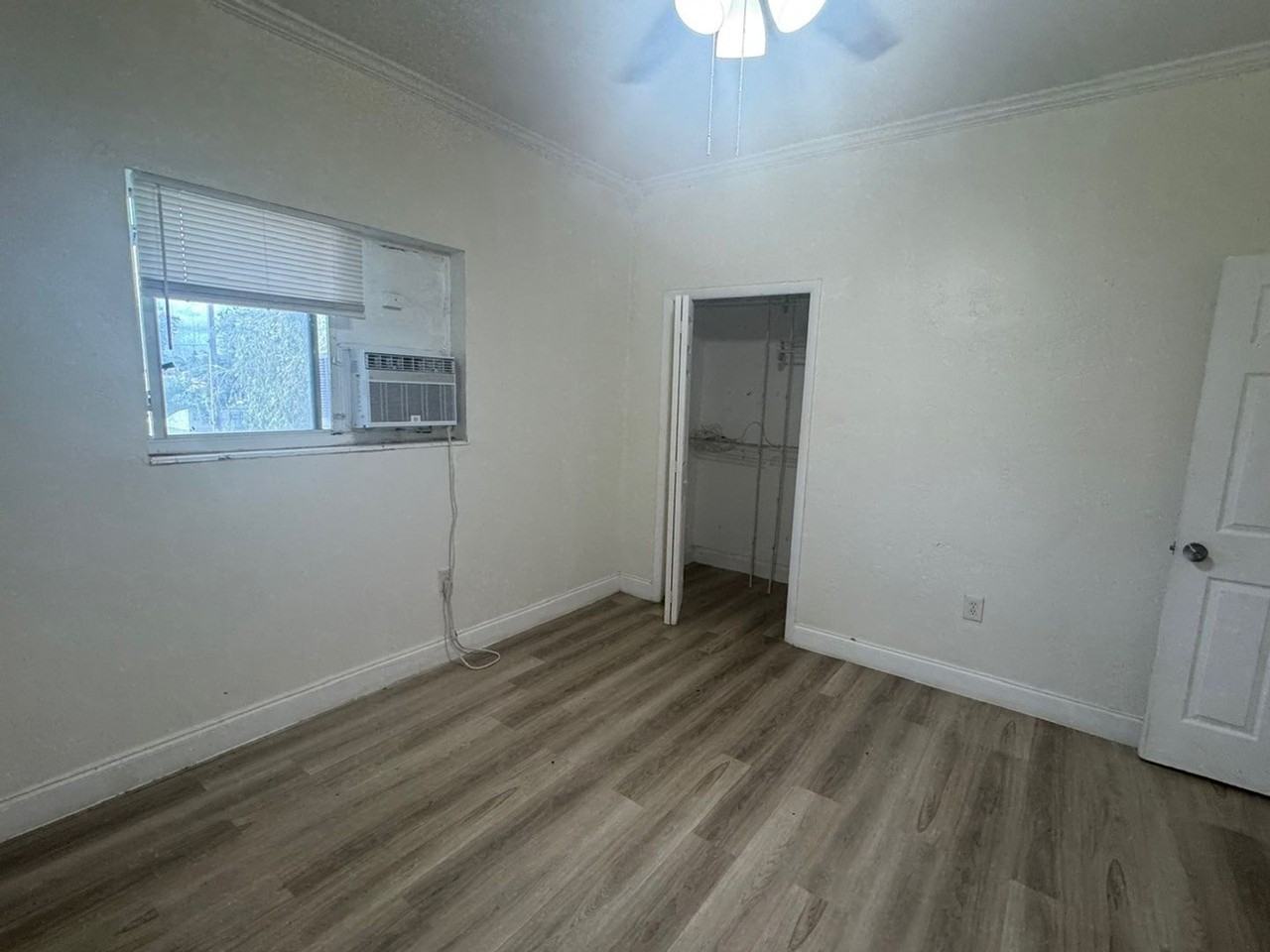 1625 Nw 81st St - Photo 3 of 13