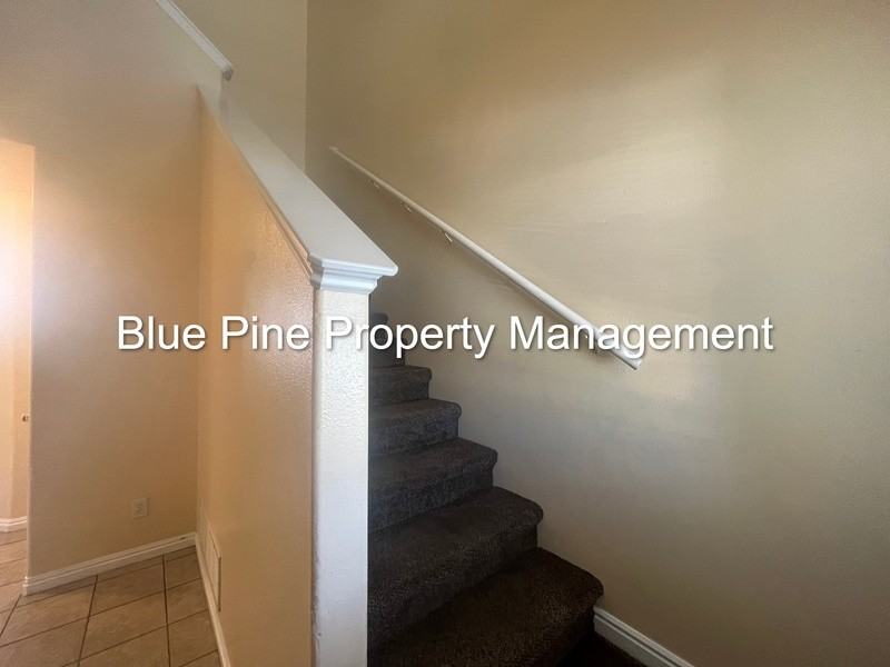 2488 Prospect Dr #4 - Photo 7 of 11