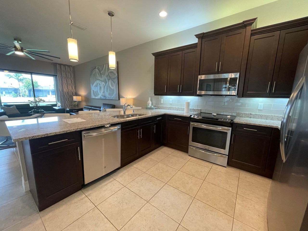 13548 Coronado Dr - Photo 5 of 33