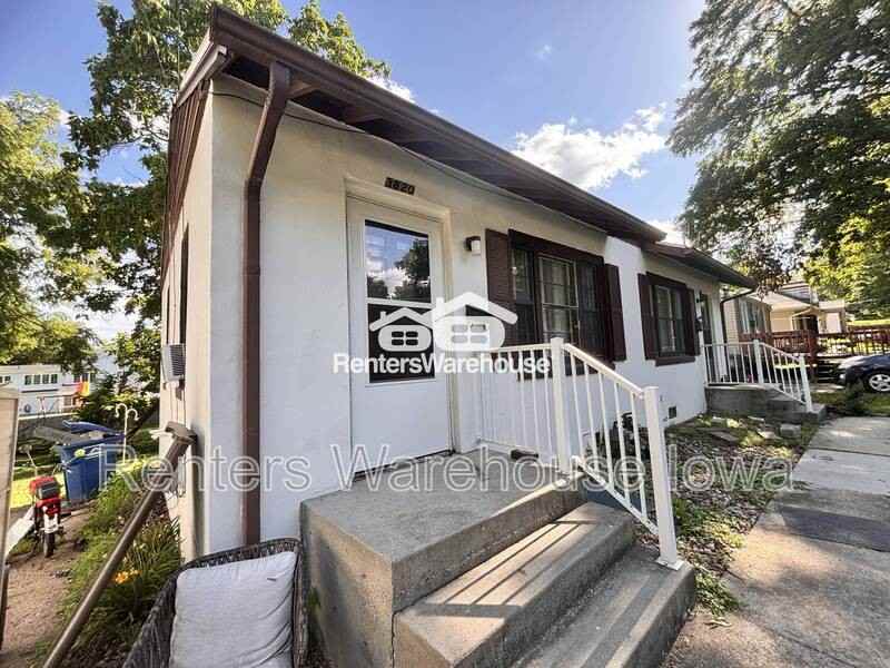 3820 Lincoln Place Dr - Photo 3 of 8