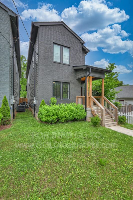 709B 23rd St - Photo 4 of 44