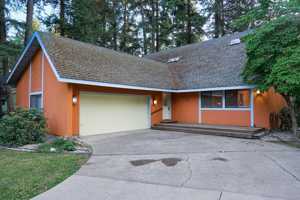 featured image of 12183 N Amethyst Dr