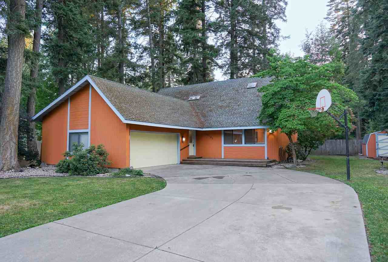 12183 N Amethyst Dr - Photo 2 of 46