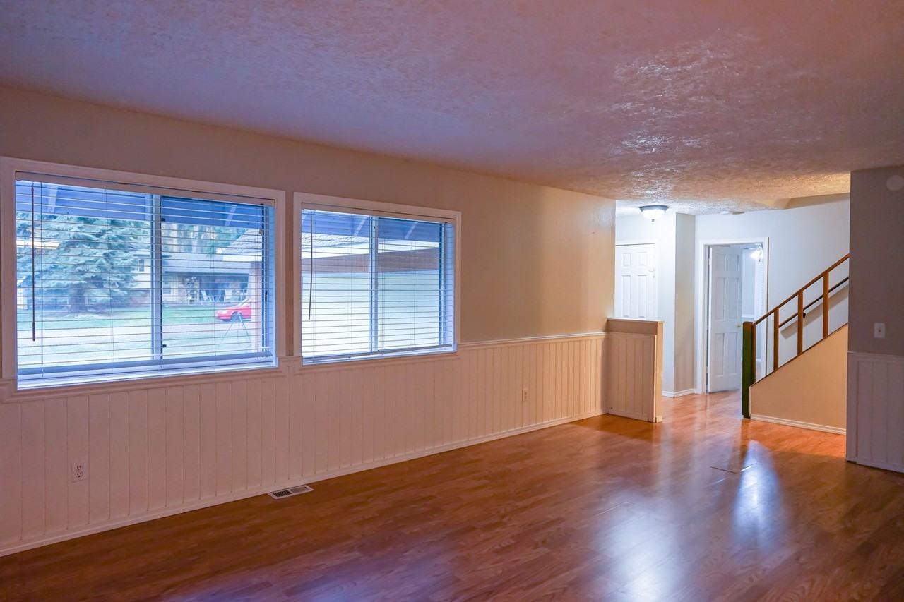 12183 N Amethyst Dr - Photo 4 of 46