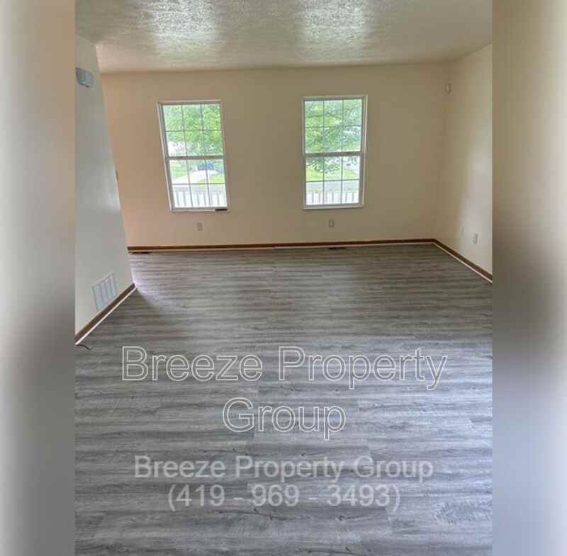 2963 Megan Cir - Photo 2 of 20