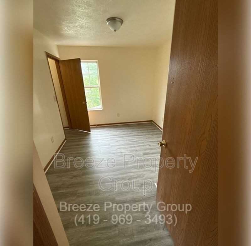2963 Megan Cir - Photo 3 of 20
