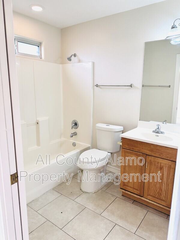 8127 Morning Grv - Photo 7 of 10