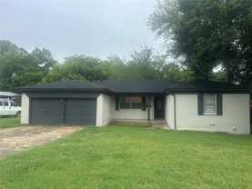3625 Sheridon Dr - Photo 1 of 1