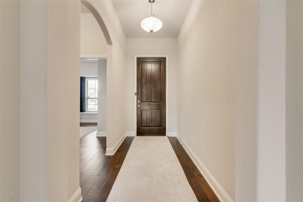 228 Dakota Dr - Photo 7 of 25