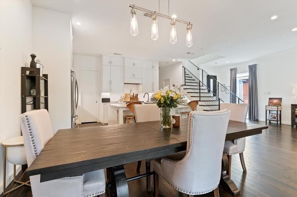 5135 Vickery Blvd - Photo 6 of 40