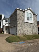 featured image of 3826 Brandon Park Dr