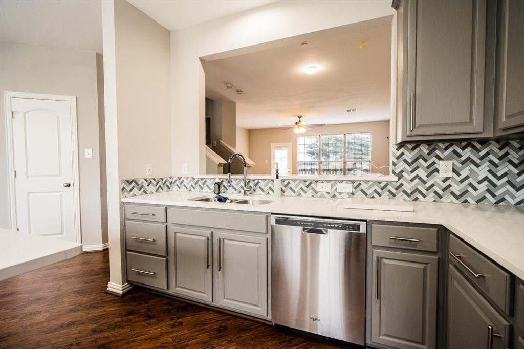 1487 Chase Ln - Photo 4 of 25