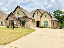 featured image of 1146 Green Wood Cir