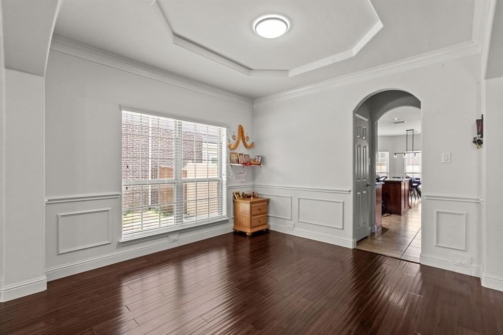 3524 Hutch Dr - Photo 4 of 30