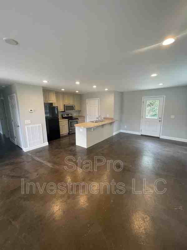 7725 Bethel Road - Photo 3 of 11