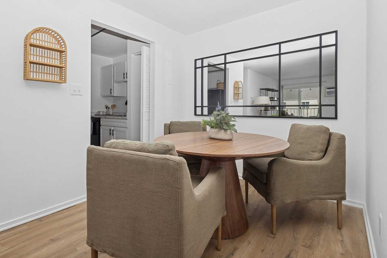 ReNew High Ridge - Photo 3 of 38