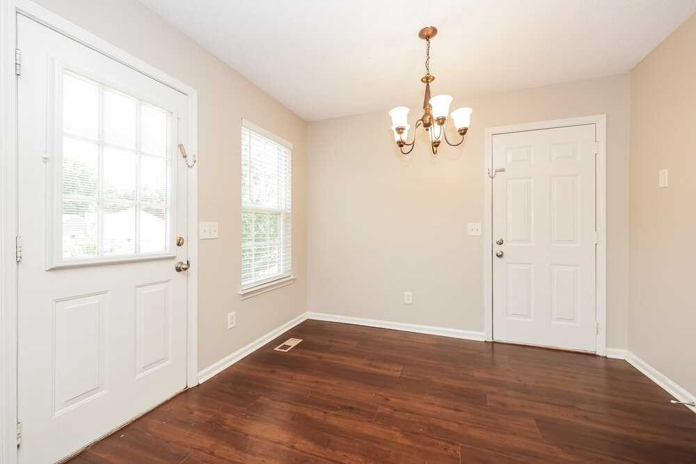 1915 Steaford Ct - Photo 5 of 16