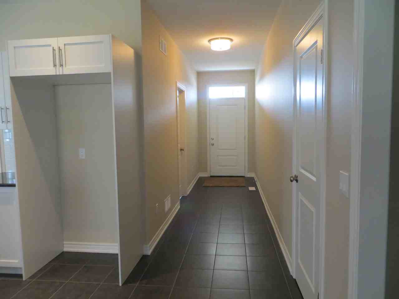39 Pierpoint Dr. - Photo 2 of 9