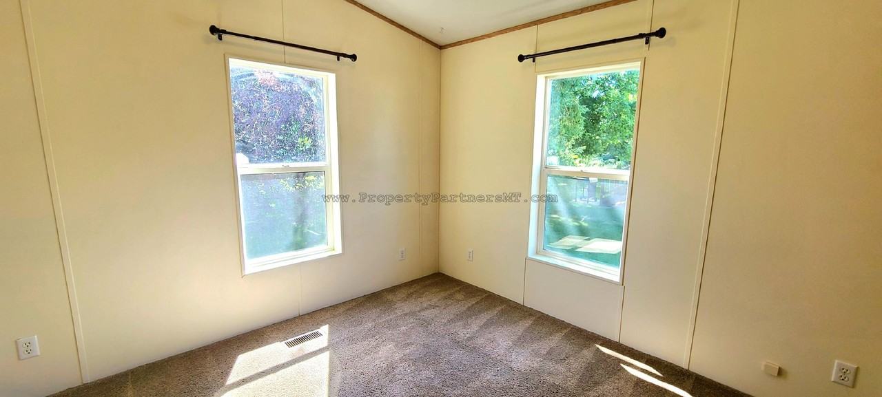 110 Sunlight Ave - Photo 5 of 10