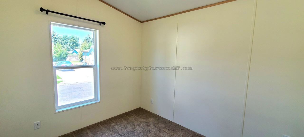 110 Sunlight Ave - Photo 6 of 10