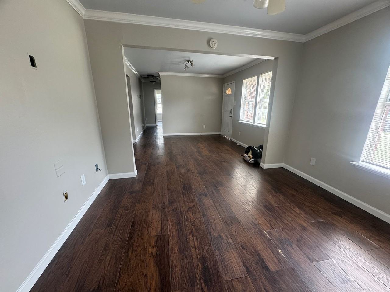 1607 Glynn Oaks Dr - Photo 2 of 22