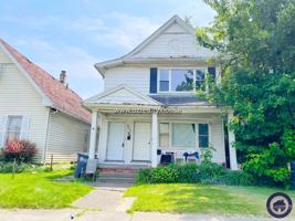 featured image of 837 Colburn St #2