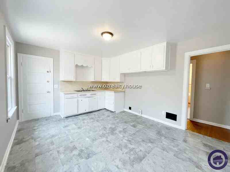 837 Colburn St #2 - Photo 2 of 13