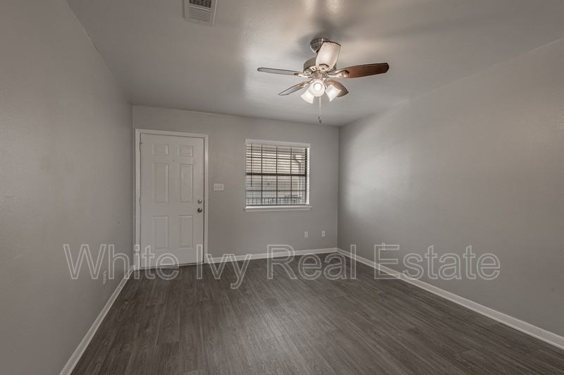 600 Palm St #8 - Photo 5 of 17