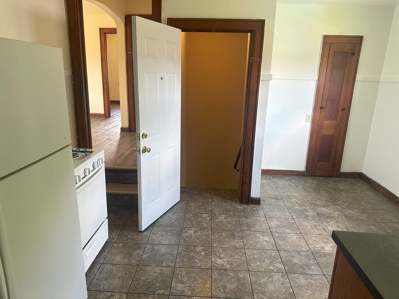 3643 W Mitchell St - Photo 6 of 16