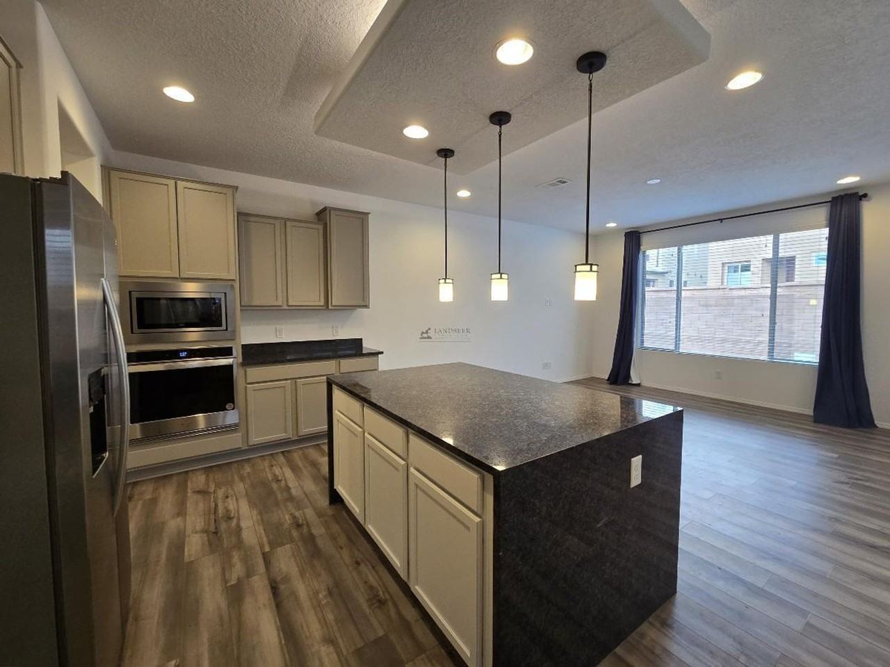 5208 Gold Hill Ln - Photo 3 of 28