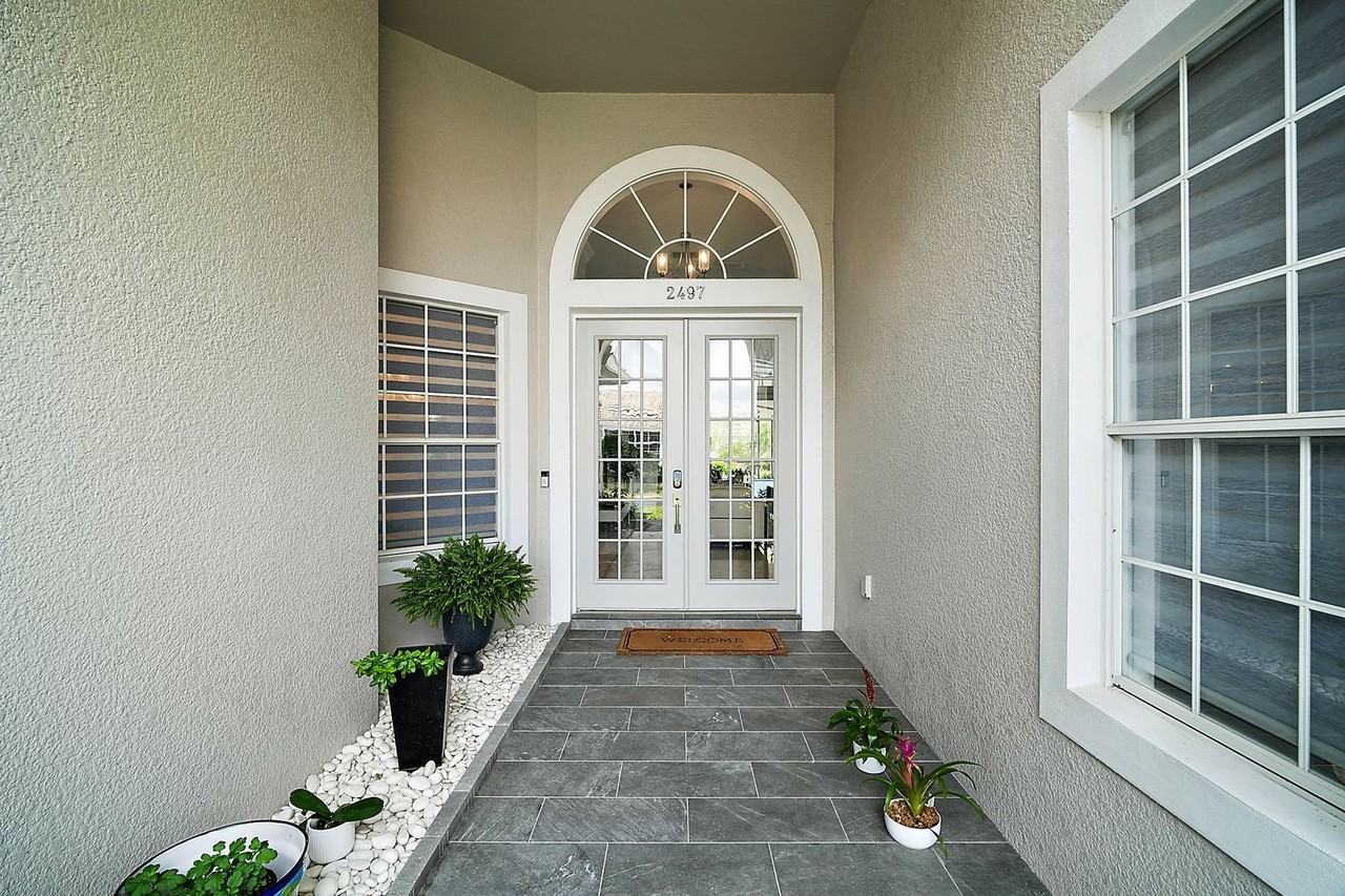 2497 Heritage Green Ave - Photo 3 of 44