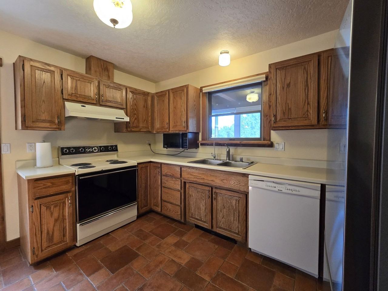 20 Ravens Ridge Rd - Photo 7 of 29