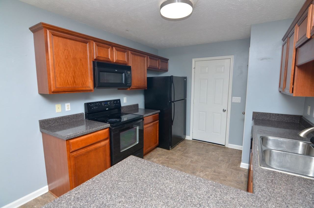 1728 Odessa Ave - Photo 5 of 22