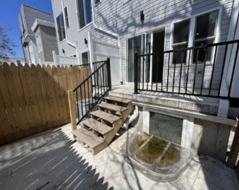 2634 Manton St - Photo 6 of 7