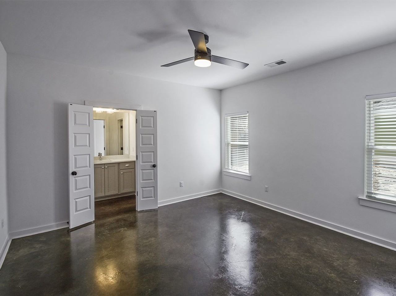 714 Echles St - Photo 6 of 10