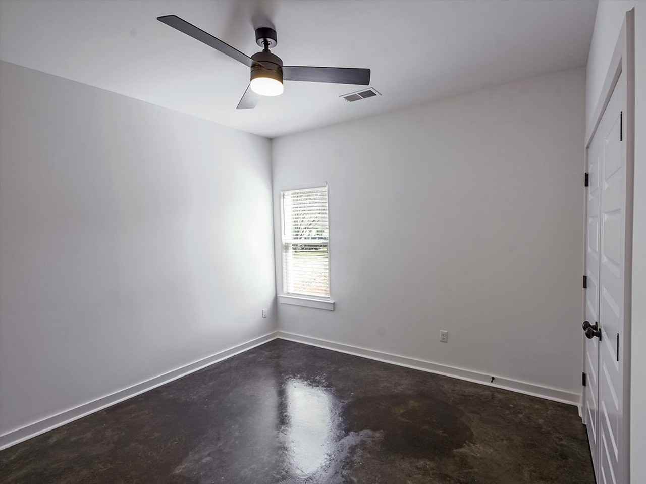 714 Echles St - Photo 7 of 10