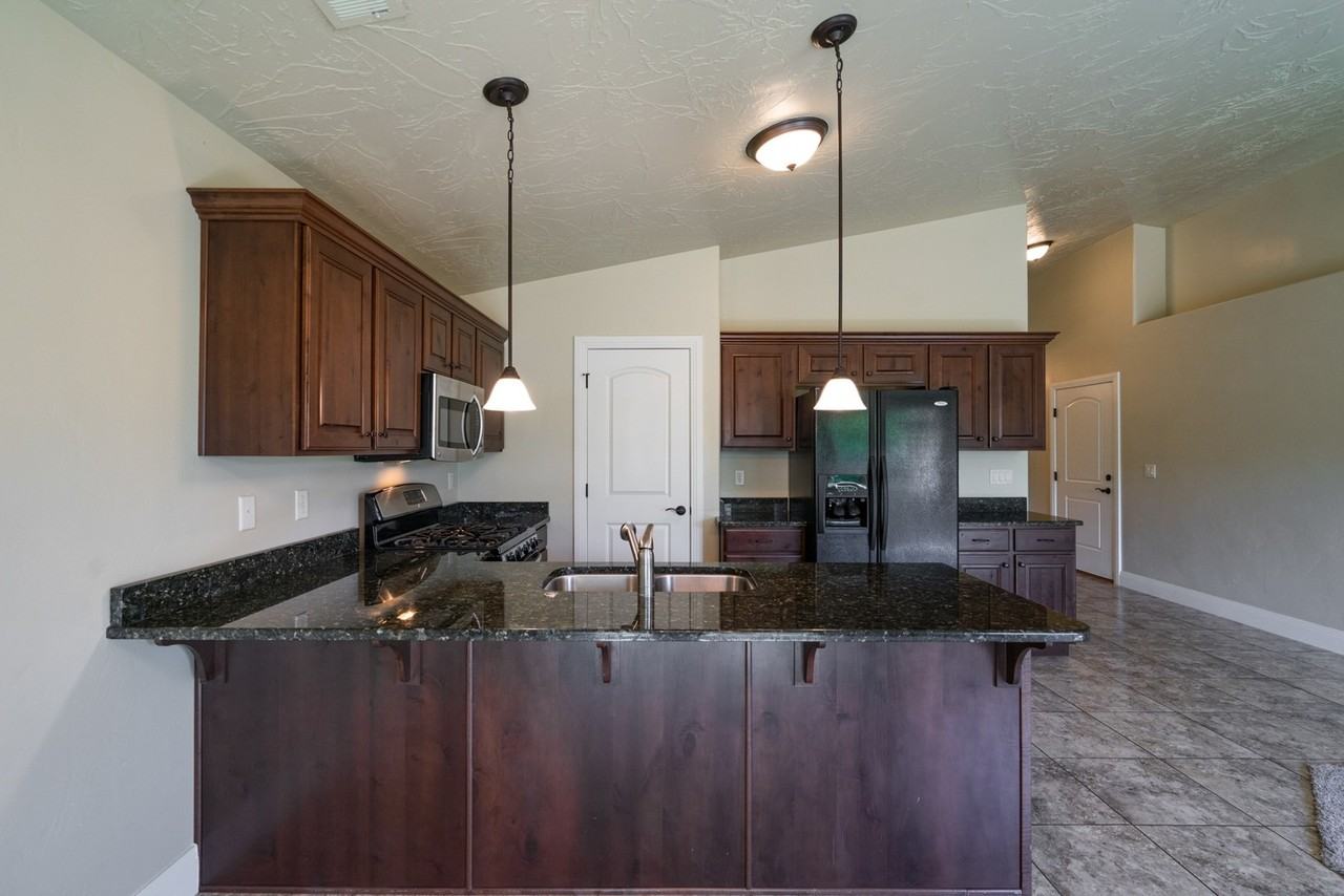 2031 E Colorado Dr #403 - Photo 3 of 49
