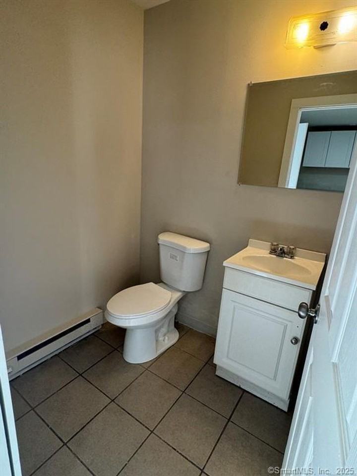 50-56 Hunters Ave - Photo 2 of 12