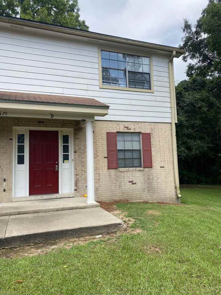 2610 Old Bainbridge Rd - Photo 6 of 8