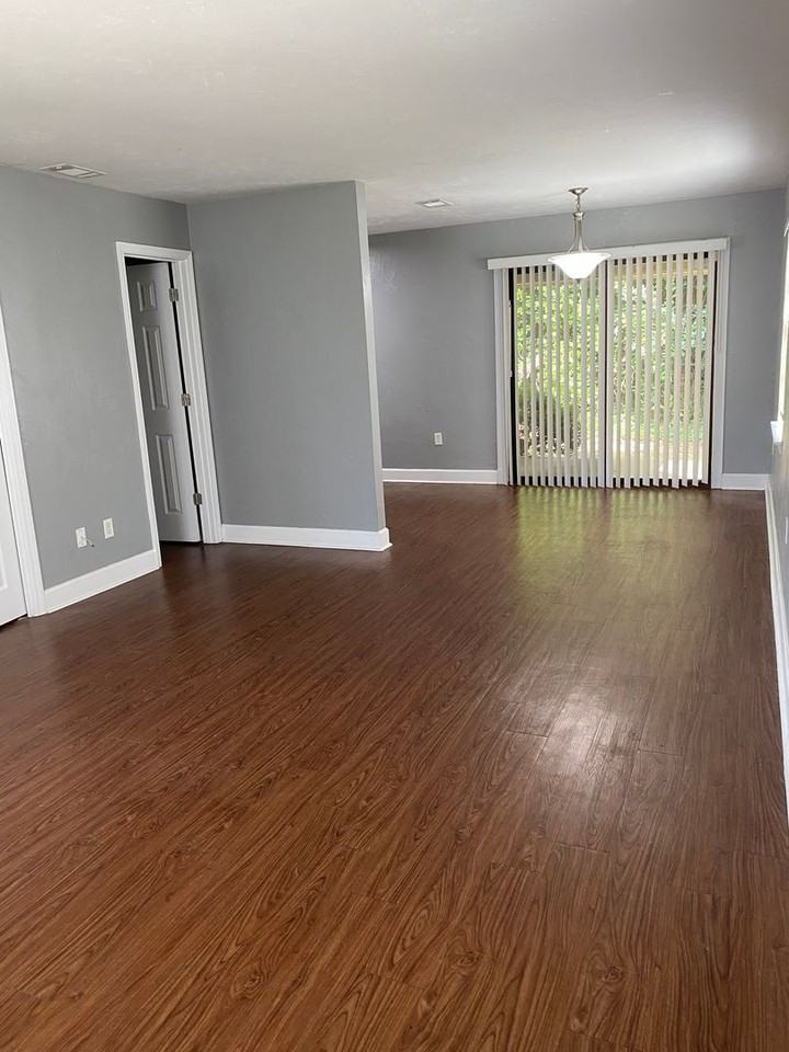 2610 Old Bainbridge Rd - Photo 7 of 8