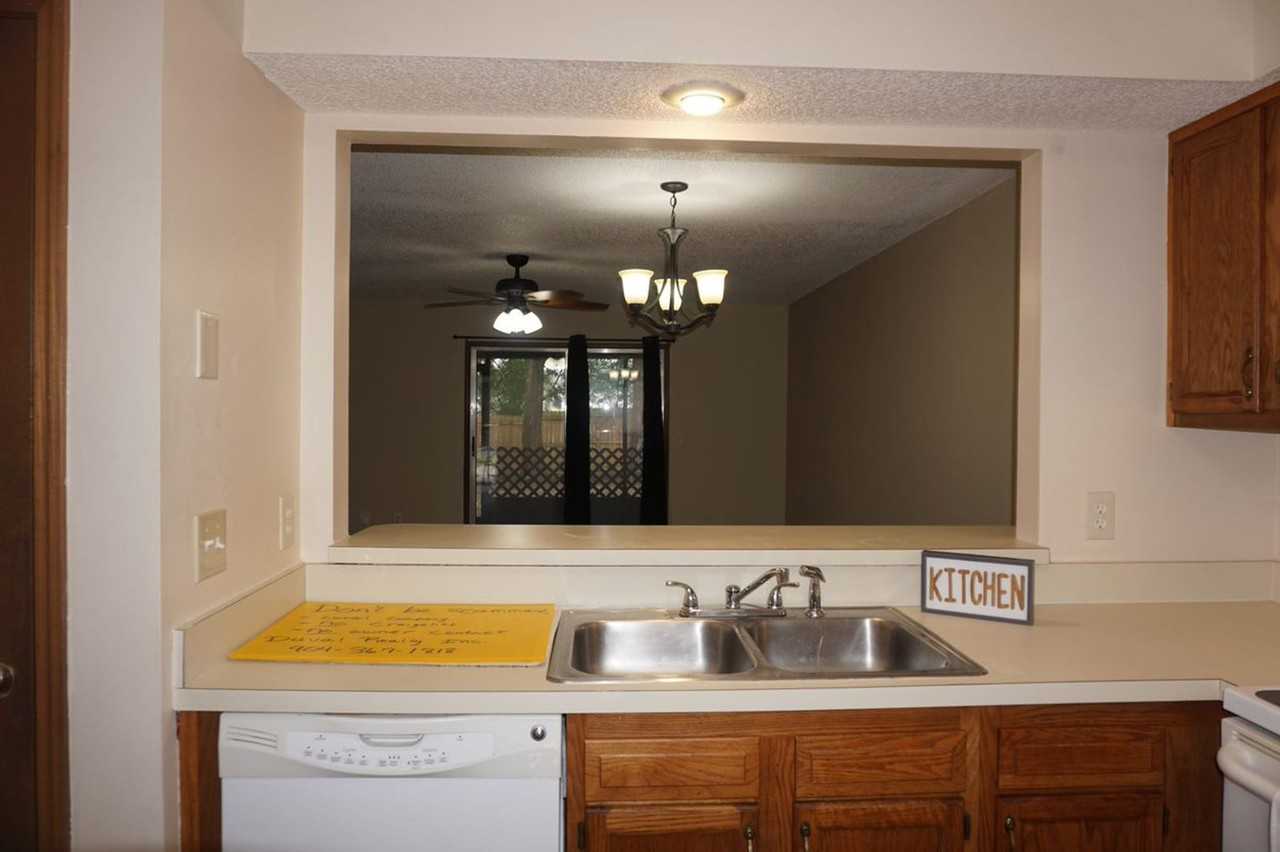 5672 Bryner Dr - Photo 4 of 14