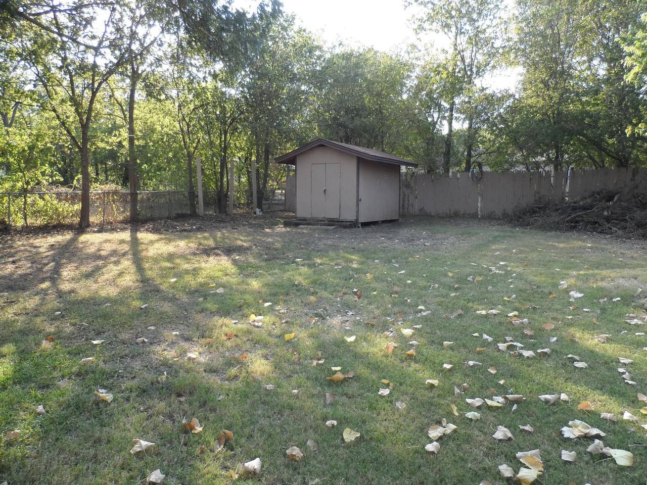 808 Sw Sunnybrook Dr - Photo 2 of 12