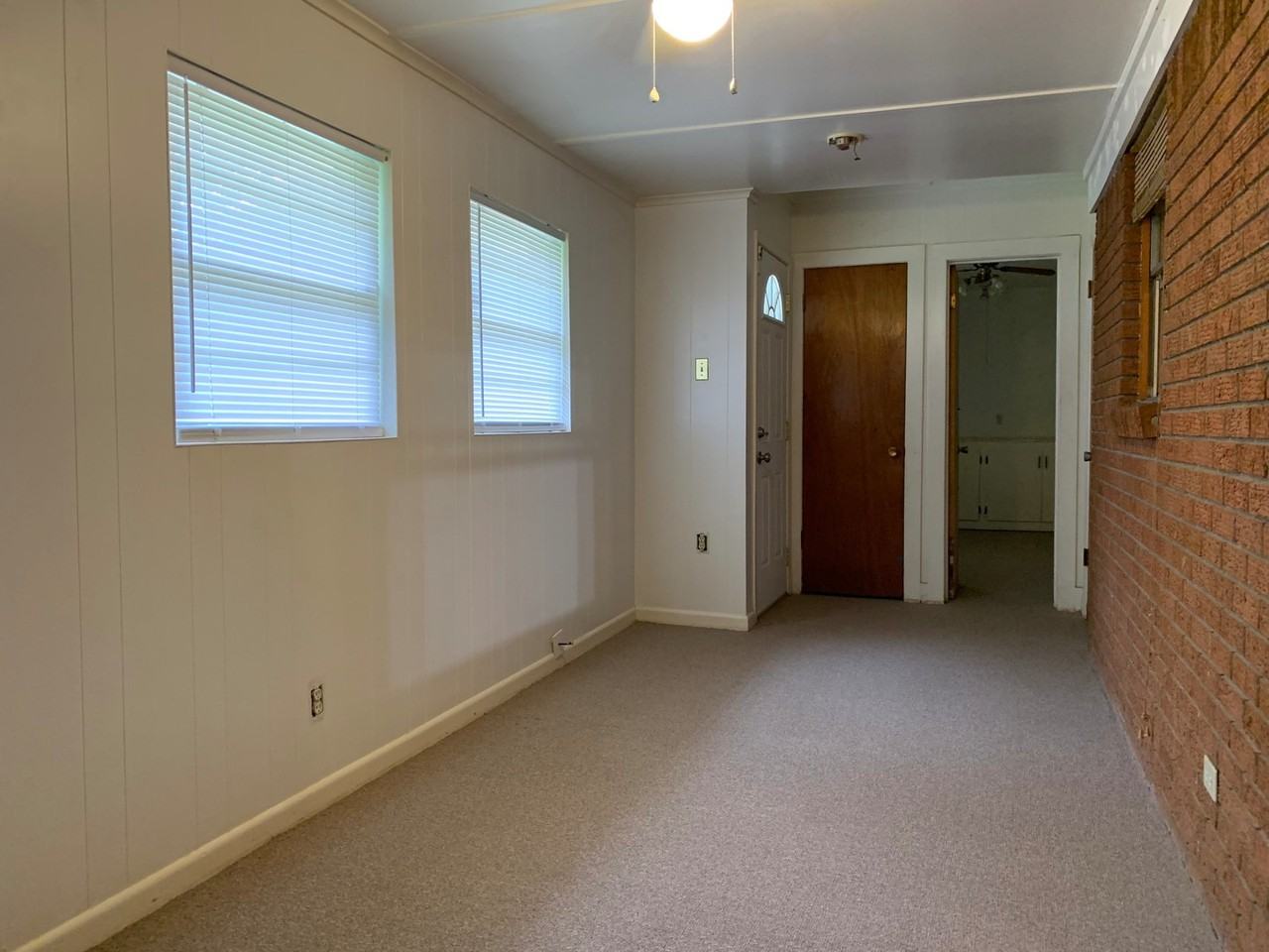 4511 Greenway Dr - Photo 6 of 24