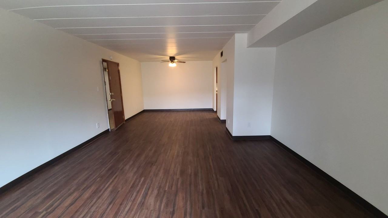 Governors House Apartments - Photo 2 of 33