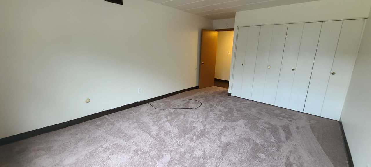 Governors House Apartments - Photo 6 of 33