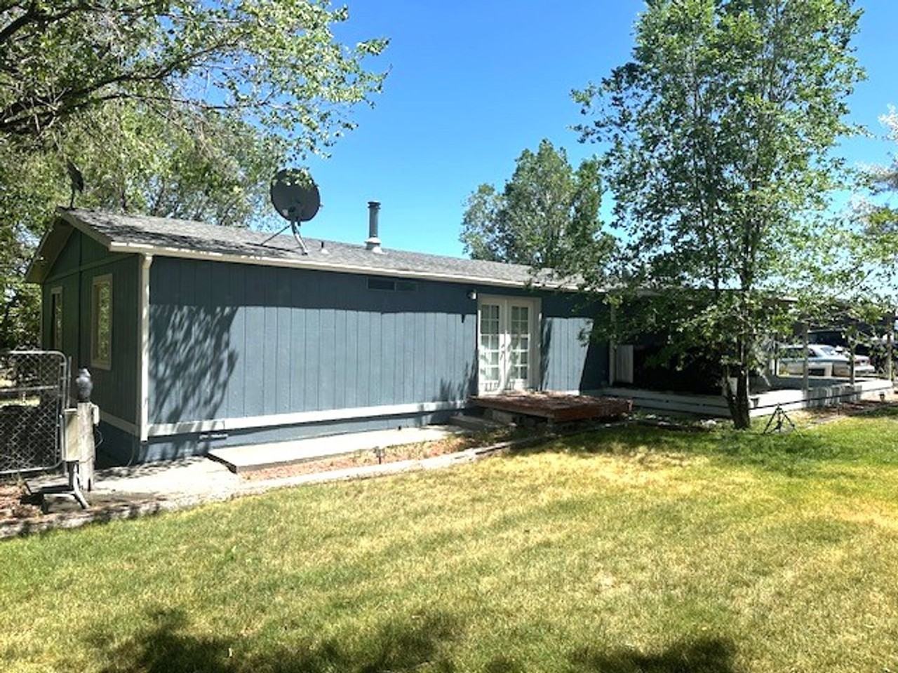 2393 Cree Ave - Photo 2 of 4