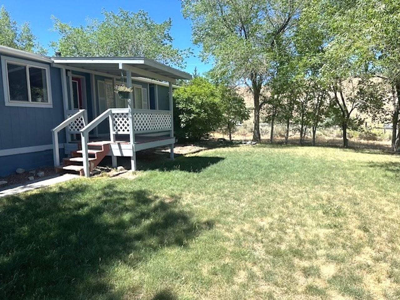 2393 Cree Ave - Photo 3 of 4